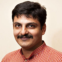Dr. Nipun Vinayak